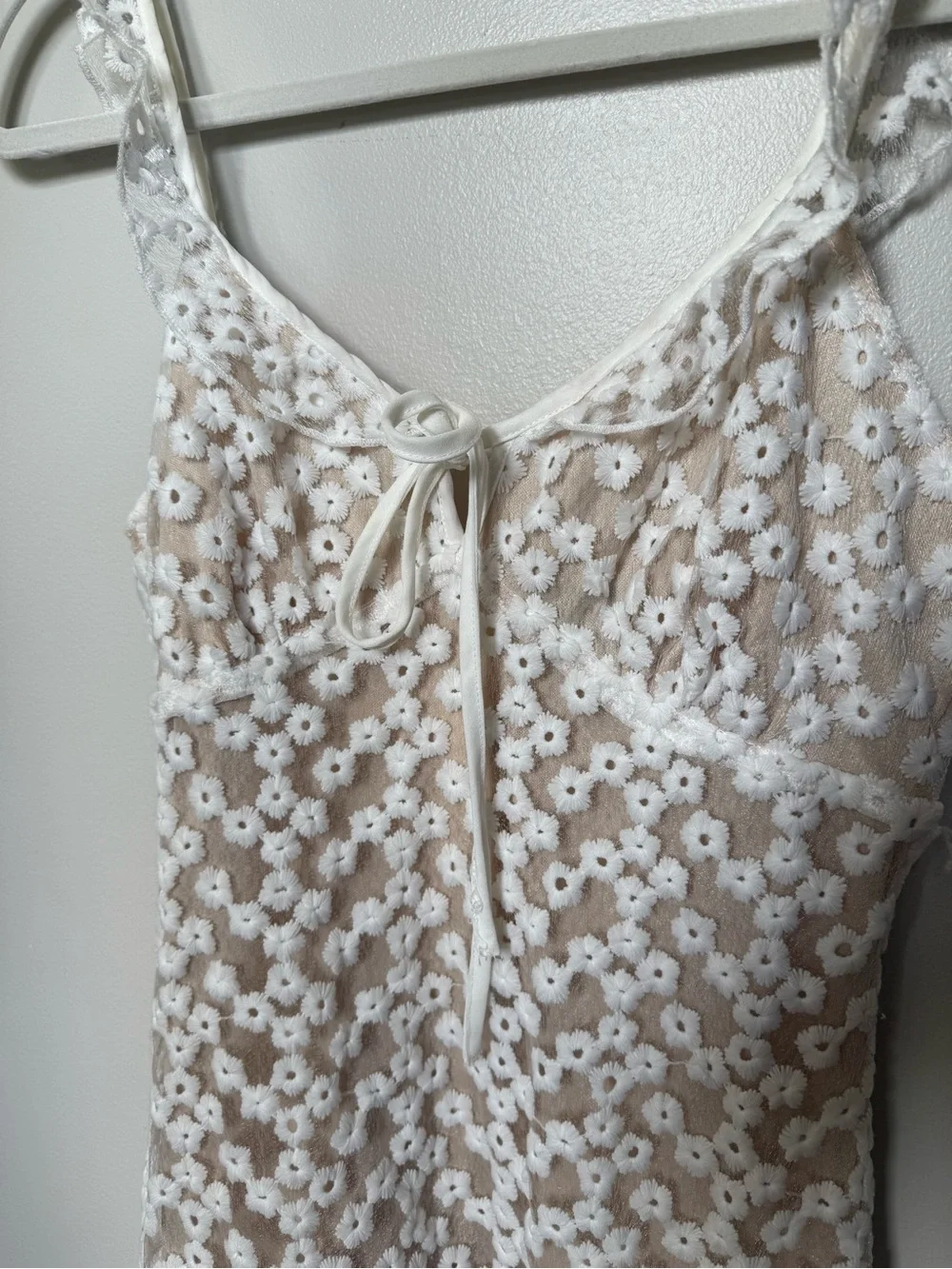 Lulus white nude embroidered mini dress ruffle S - Picture 5 of 10